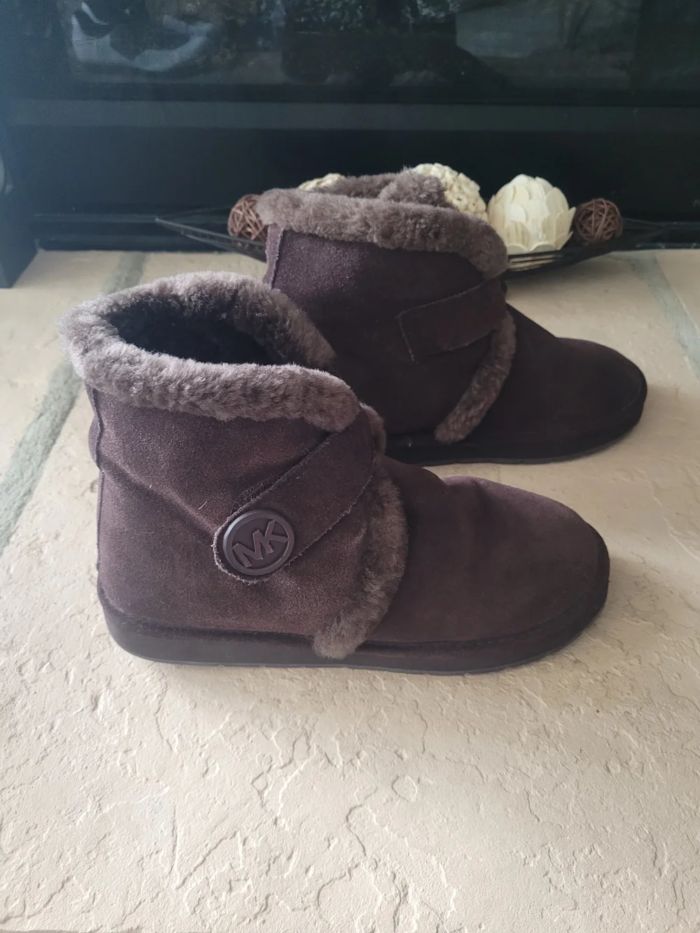 Size 10 M Michael Kors MK Brown Suede Shearling Lined Winter Women Boots